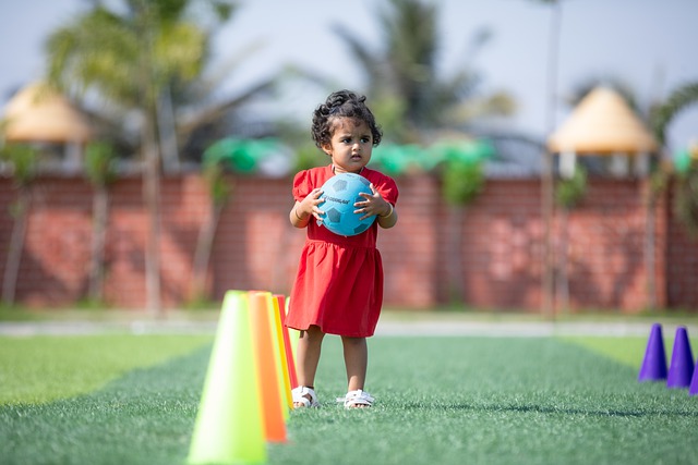 切尔西球员合同剩余年数总和191年，领先第2热刺94年.